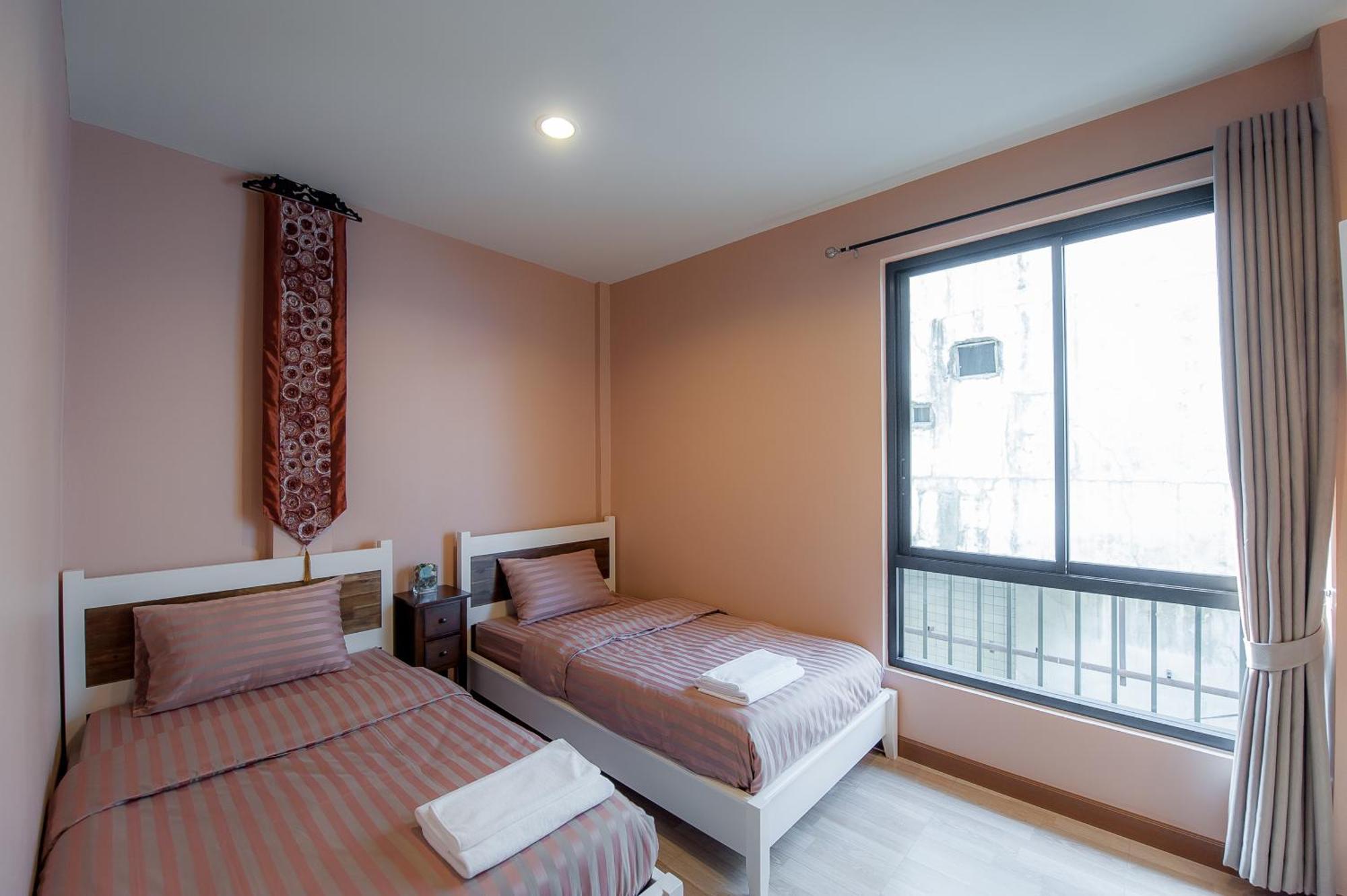 Full House Hotel Bangkok Phòng bức ảnh