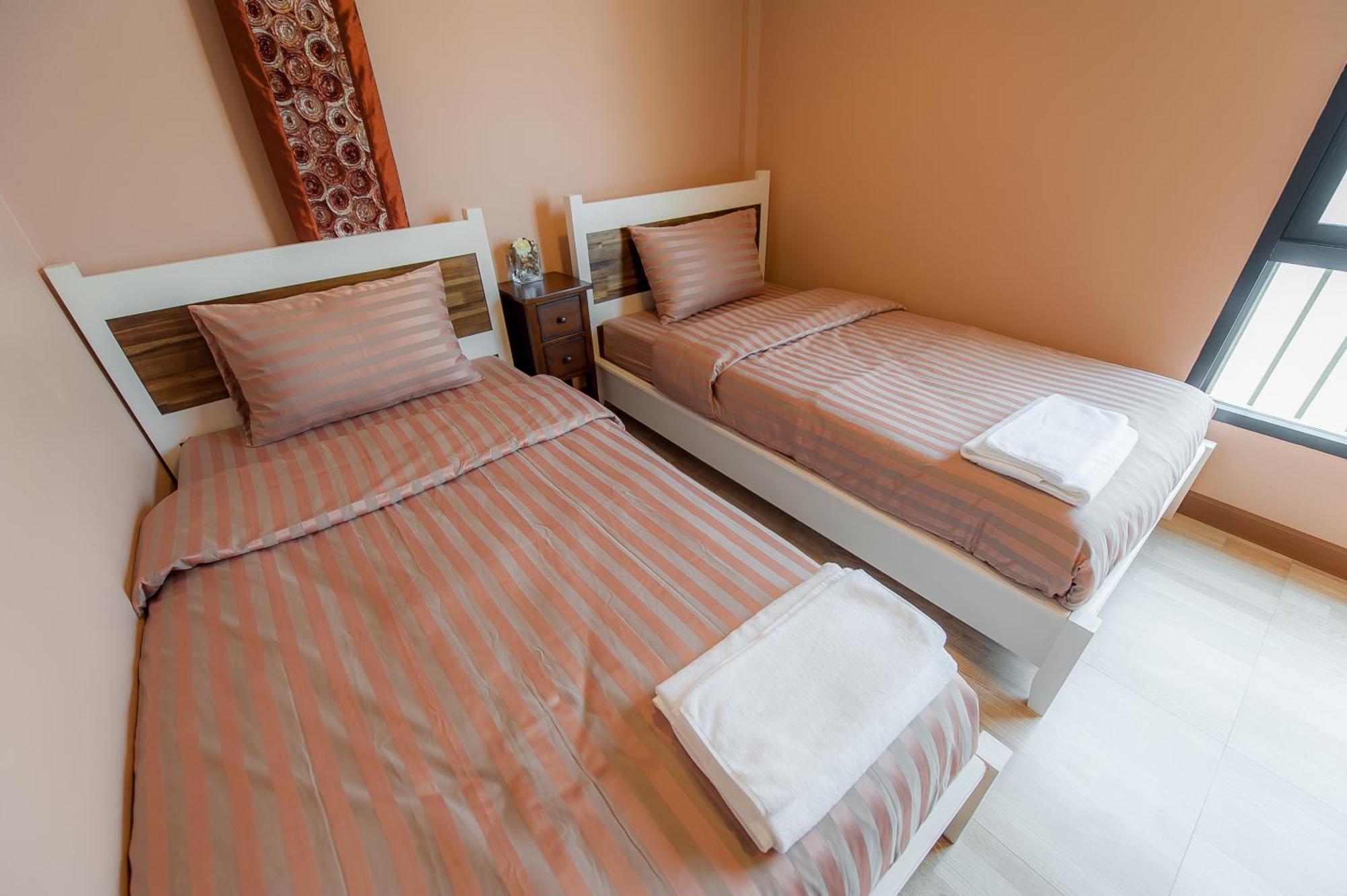 Full House Hotel Bangkok Phòng bức ảnh