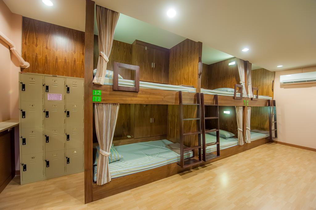 Full House Hotel Bangkok Phòng bức ảnh