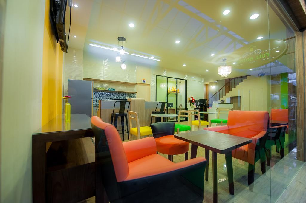 Full House Hotel Bangkok Ngoại thất bức ảnh